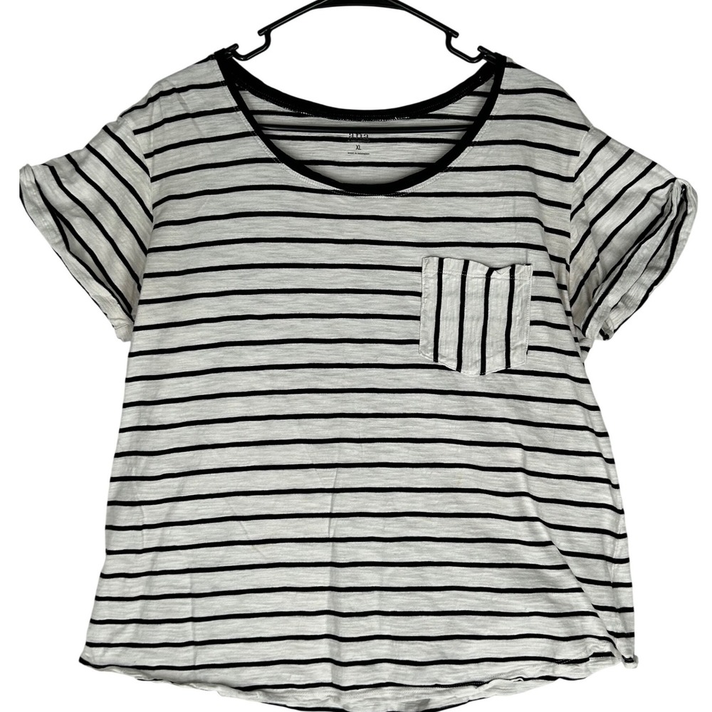 a.n.a A New Approach White with Black Stripes Pocket Tee Shirt Women's Size XL